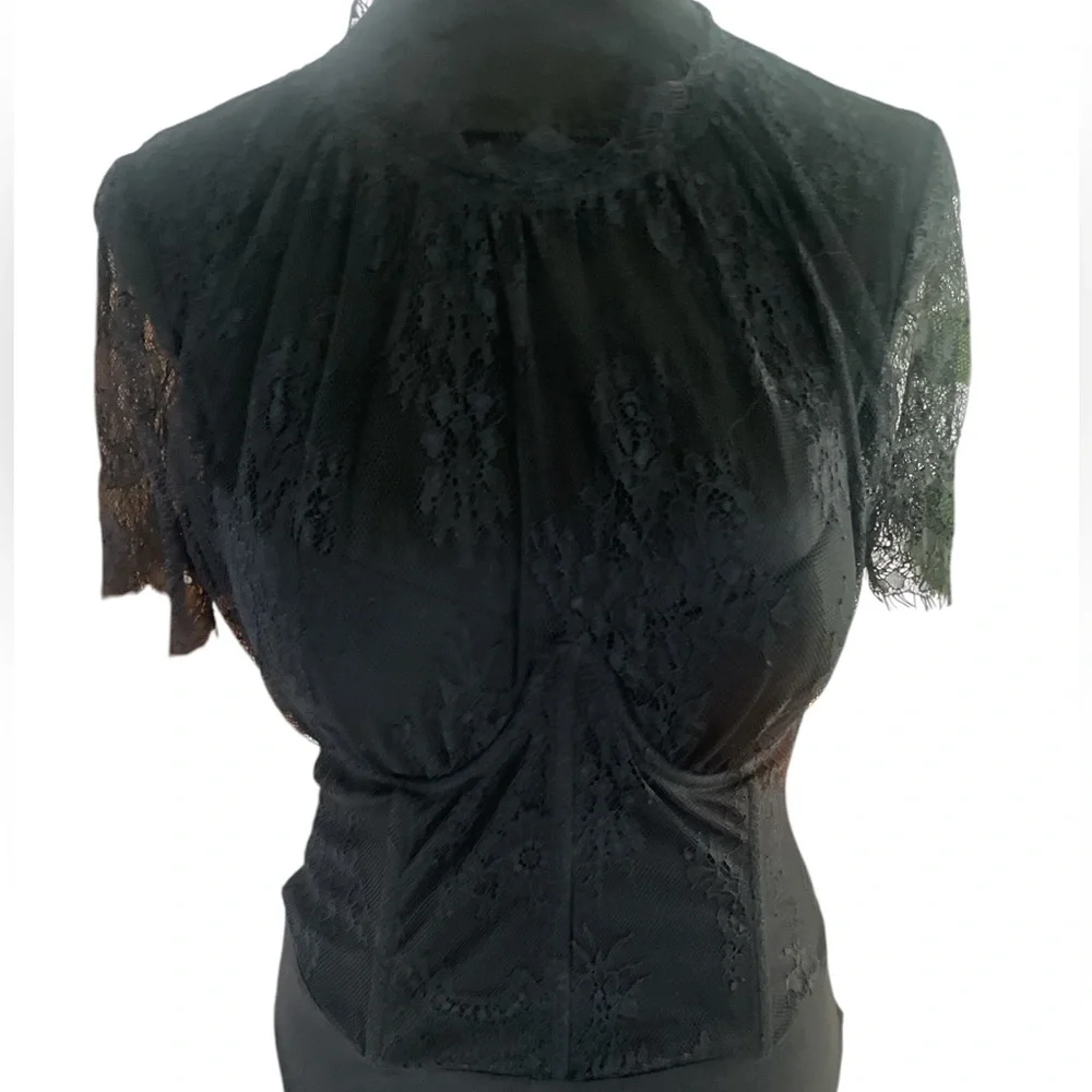 Lulus Black Alluring Charisma Black Lace Bustier Short Sleeve Bodysuit,Med,
NWT - Picture 2 of 11